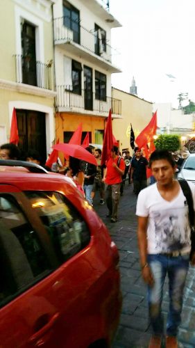 Picture of protests in mexico.