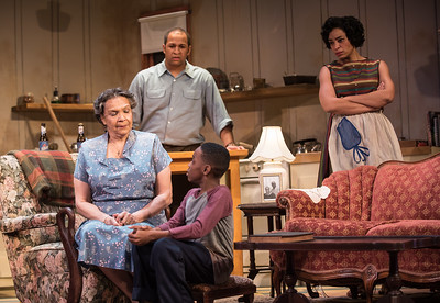 image5 Virginia Repertory Theatre’s “A Raisin in the Sun” Tackles Tough Issues